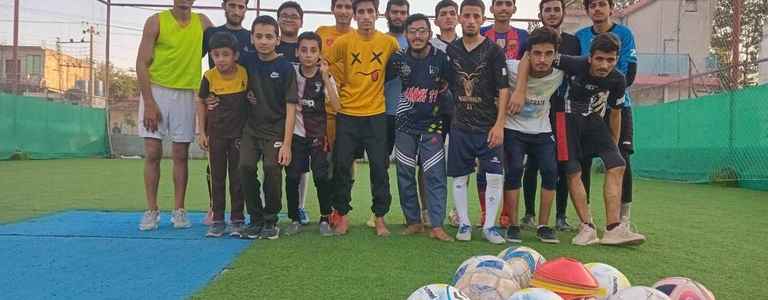 Al Hazen FC team photo