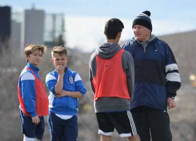 The importance of communication in junior football teams