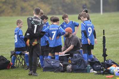 Raiders reclaim top spot