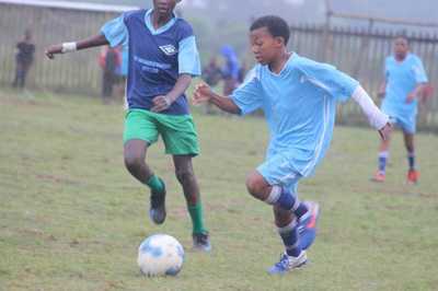 Teenagers United Edge Past Stars United in Narrow Win