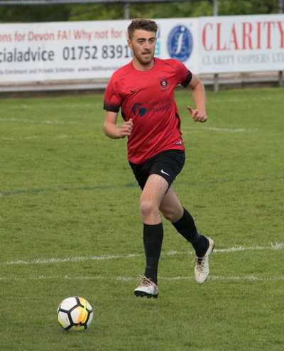 Moment of Magic from Pascoe sets Allington on their way