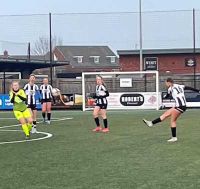 Wimborne Town Women Dev Smash Ridgeway Ladies 14-1