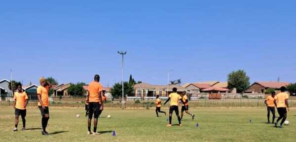 Destroyers and Cambridge played a stalemate Draw