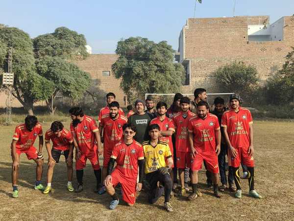 King Football Club Depalpur and Evergreen FC Hujra Draw 2-2 in Thrilling Encounter