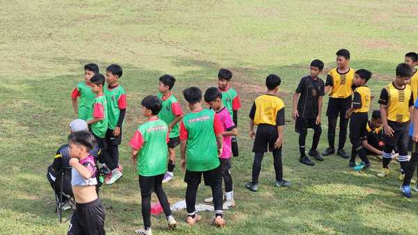 Kejaya FC Struggle in 9-a-Side Defeat at Blacklanders Arena