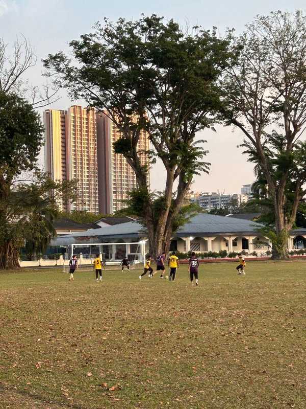 Real Saturn FC Overwhelmed by PESCA Div.2 CIKGUs at Penang Free School