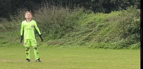 Hardworking Welling earn point amidst controversy! 👊⚽