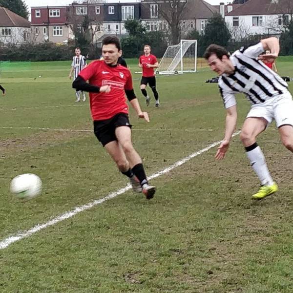 Raynes Park UCFC 1st badge