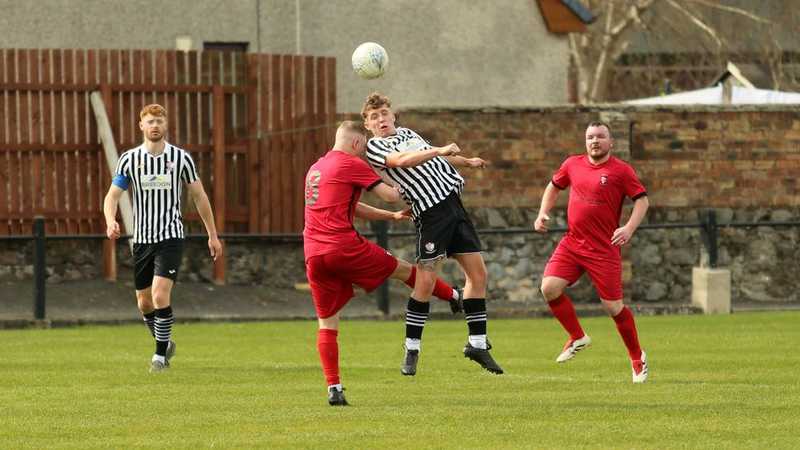 Hosts can't blow 'Hoose' walls down