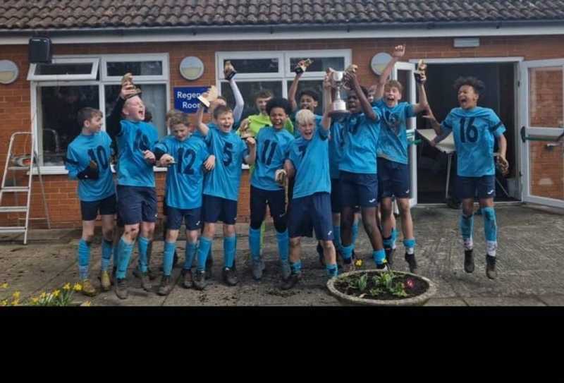 Panthers Clip Hawks Wings to Win League Cup