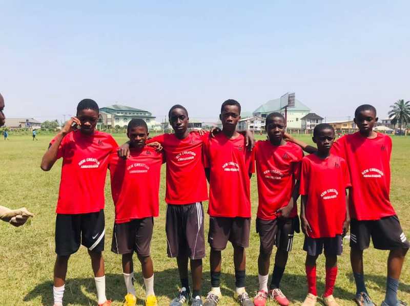 High Sparrows Dominate Finishers in Convincing Victory