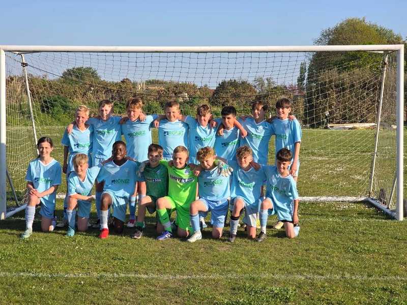 Rihoy North Triumphs Over Vale Rec in Cup Semi-Final