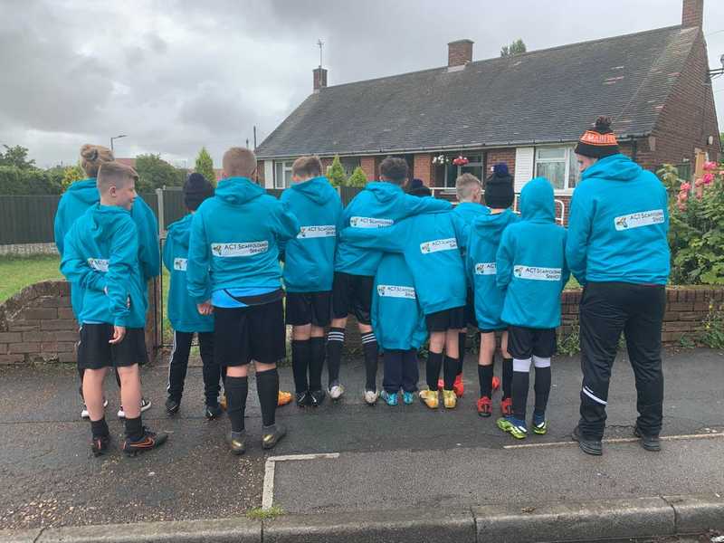 wombwell main under12 black/blue