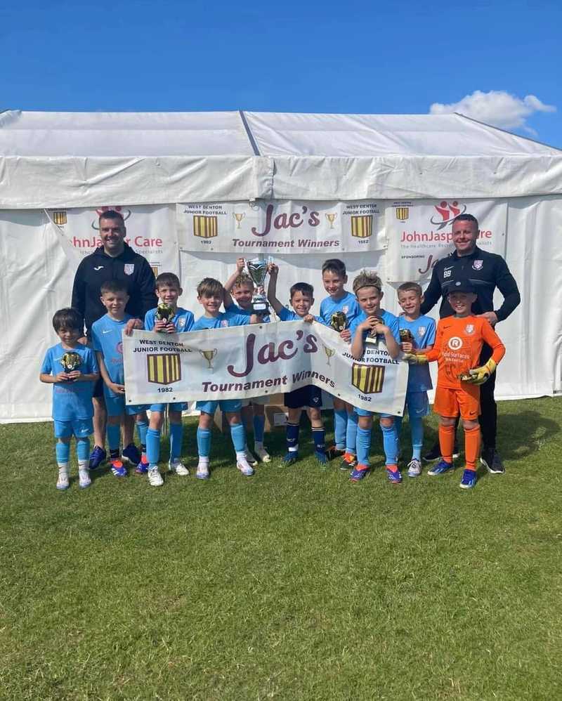 Walker Central Whites Sun U10