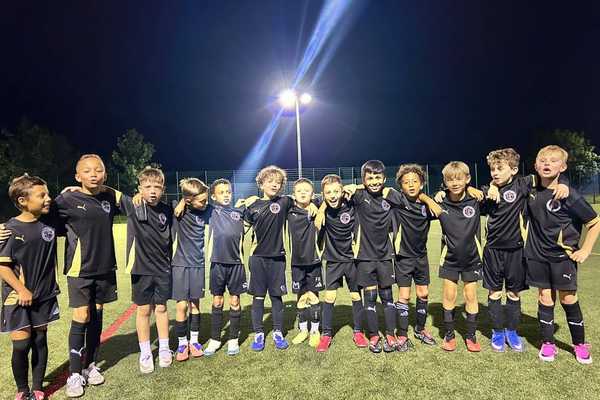 Unique FC U9