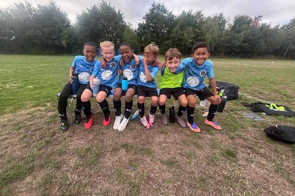 Unique FC U8