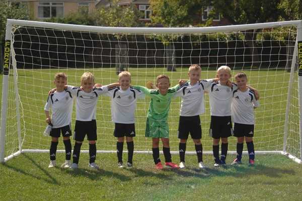 Grimsby United Cosmos