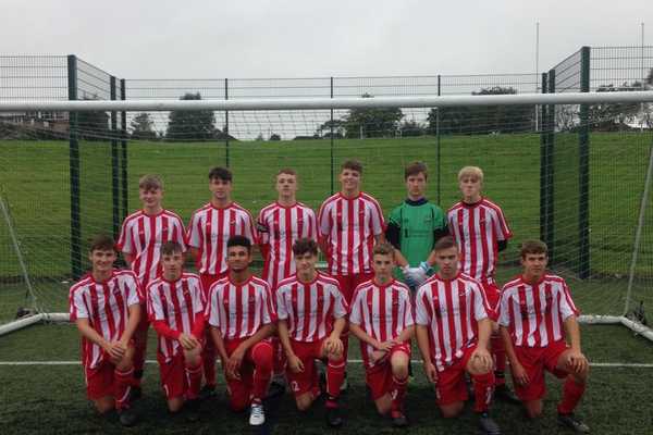 Heyside Juniors Reds U17s
