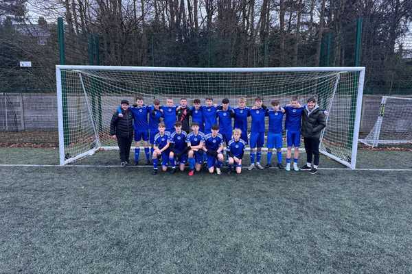 BOLLINGTON UNITED PYTHONS