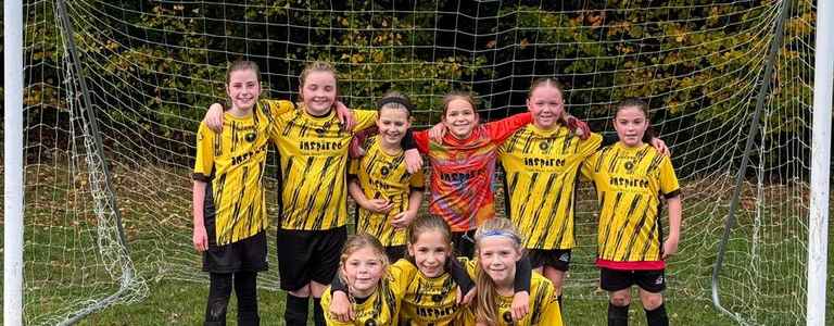 Leafield Athletic Ladies U10 Lionesses team photo